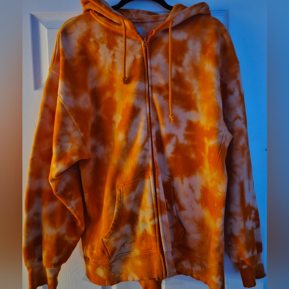 Aritzia TNA Orange Tie-Dye Hoodie. Could Be Unisex. Size L. - Picture 2 of 6
